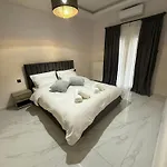 Seaside Premium *